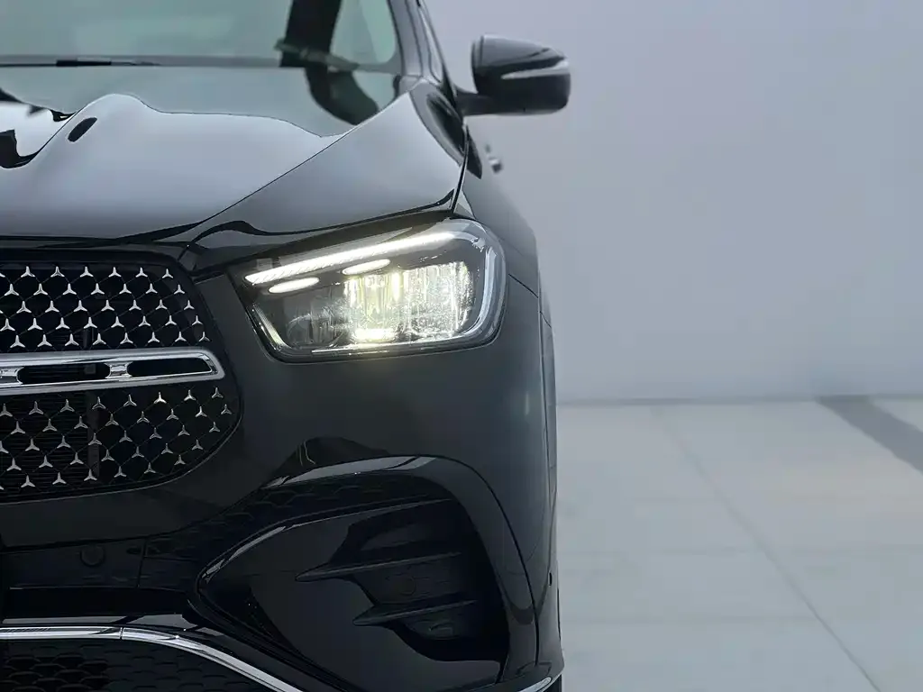 Mercedes-Benz GLE — фото 4