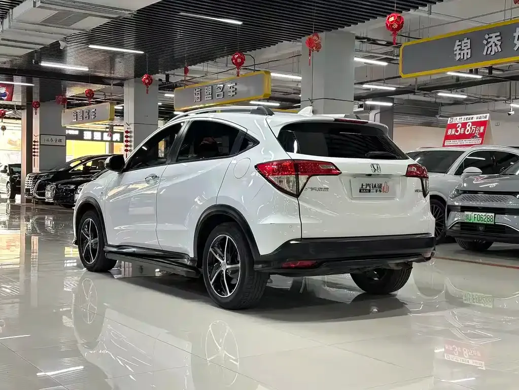 Honda Vezel — фото 10