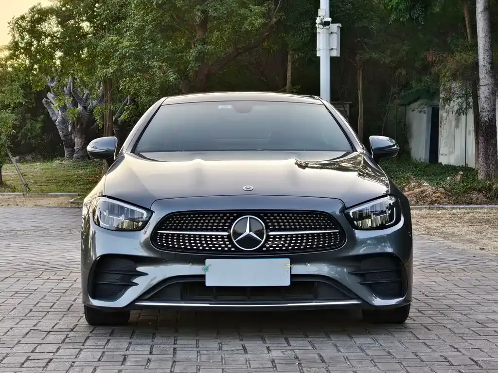 Mercedes-Benz E-Class (Import) — фото 2