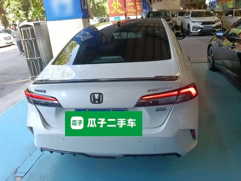 Honda Inspire — фото 6