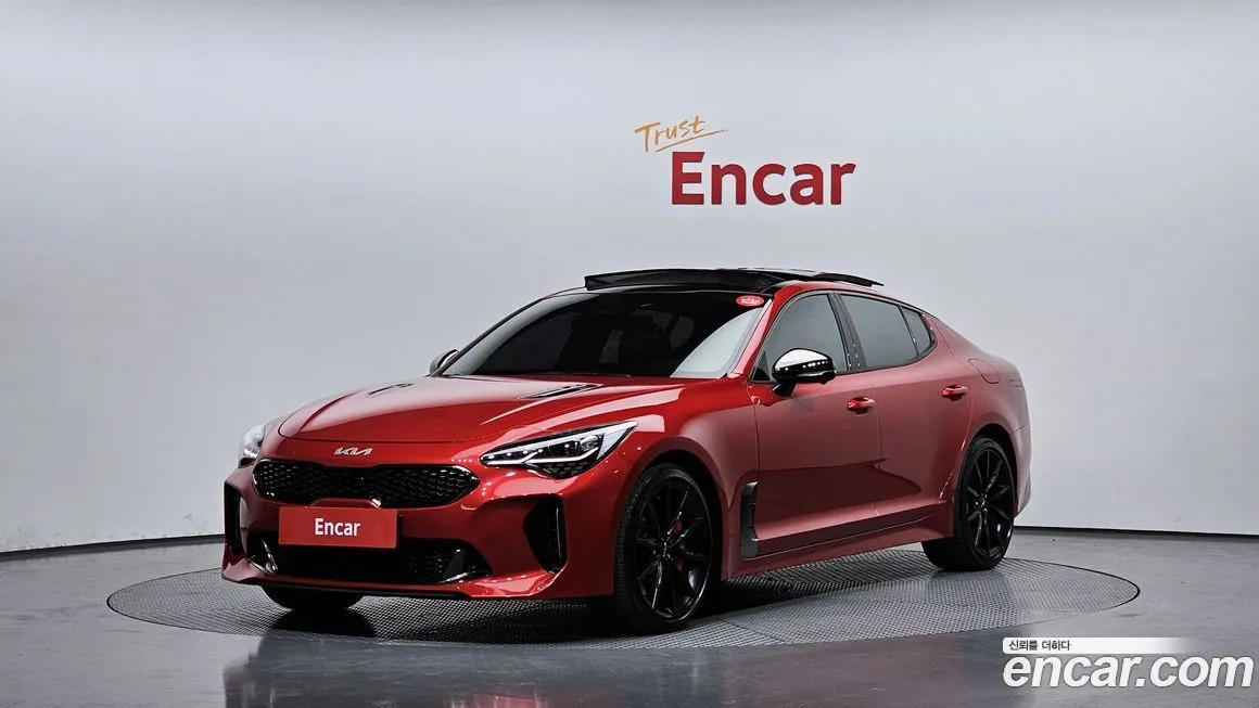 Kia Stinger — фото 1