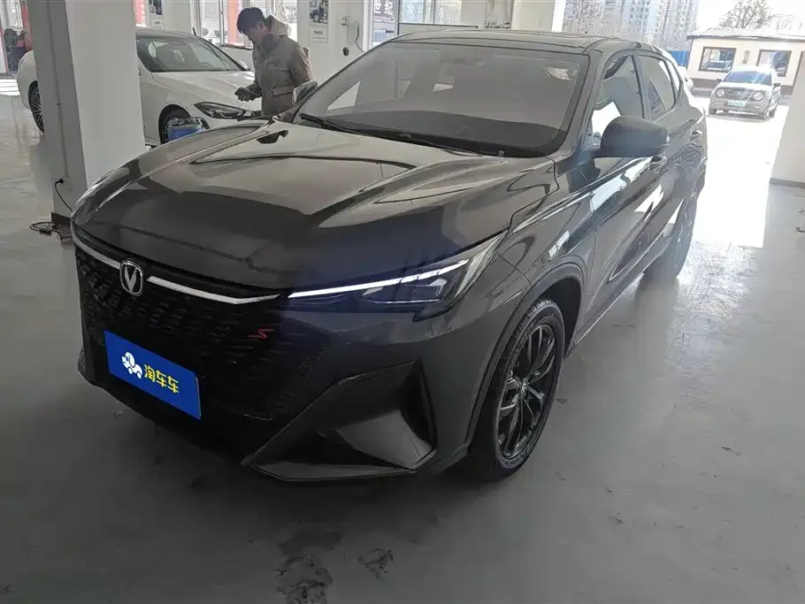 Changan X5 PLUS — фото 1