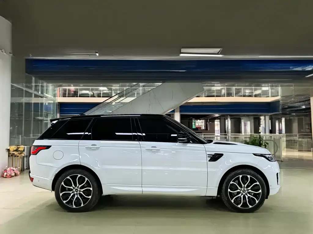 Land Rover Sport — фото 4