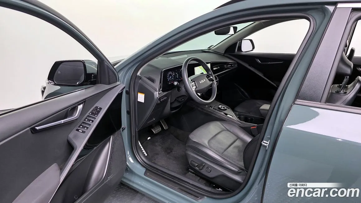 Kia Niro — фото 10