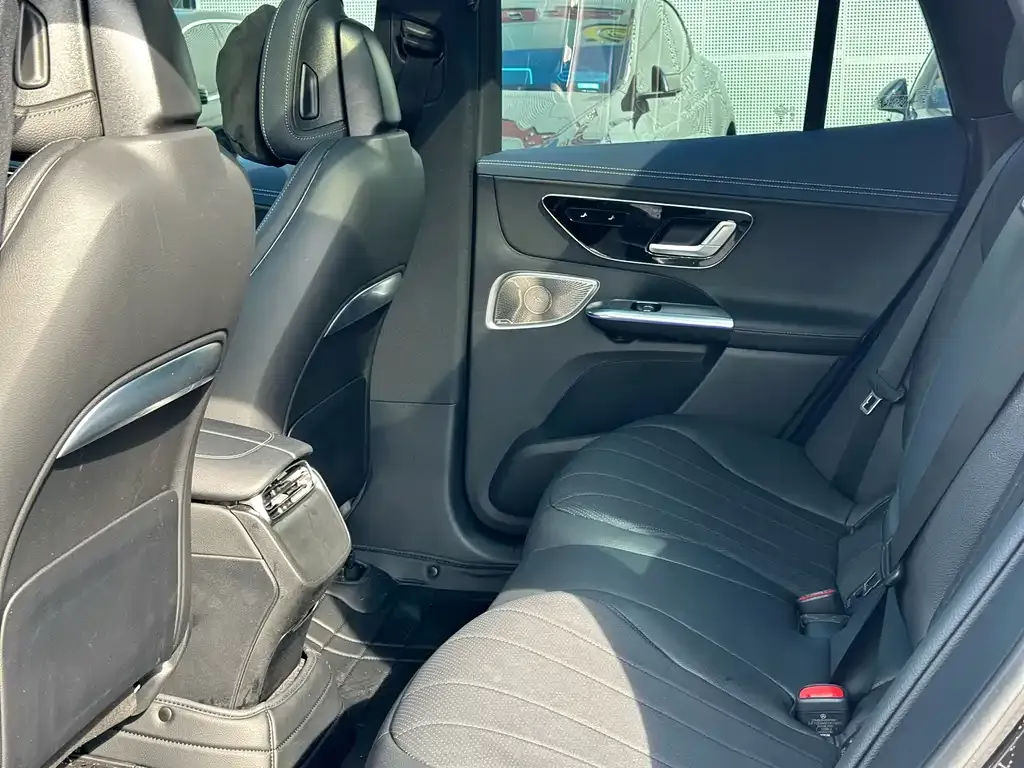 Mercedes-Benz EQE SUV — фото 10