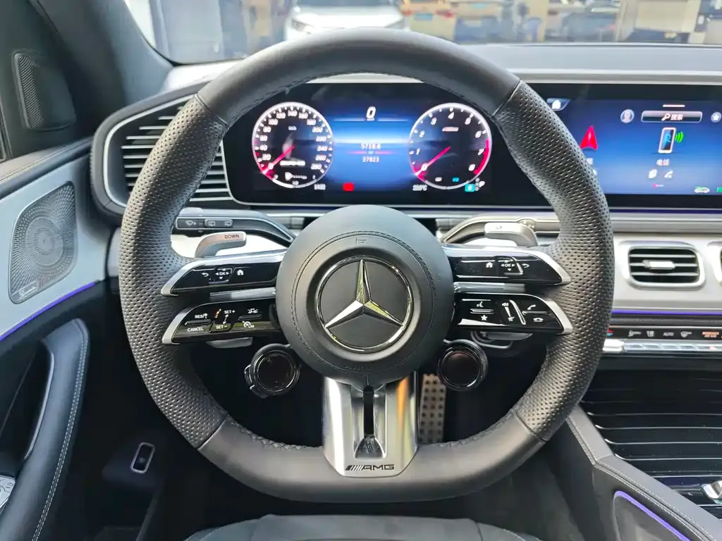 Mercedes-Benz GLE AMG — фото 10