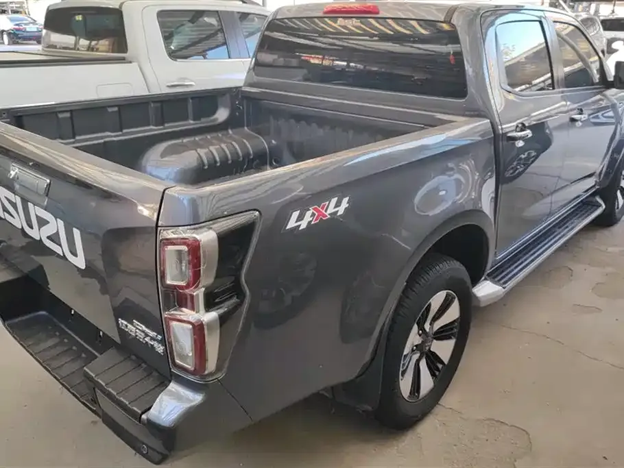 Isuzu D-MAX — фото 3