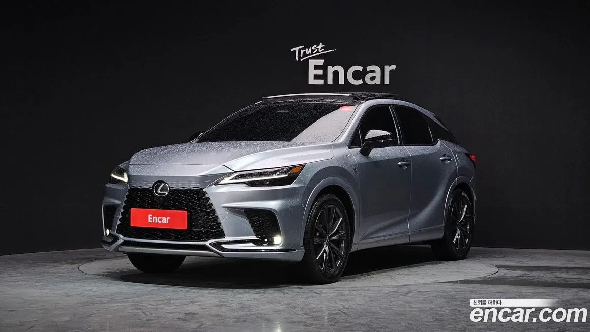 Lexus RX — фото 1