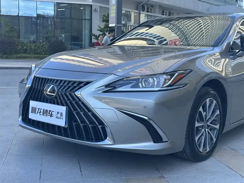 Lexus ES — фото 2
