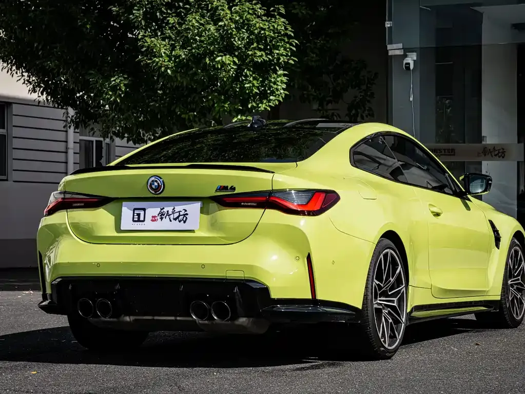BMW M4 — фото 4
