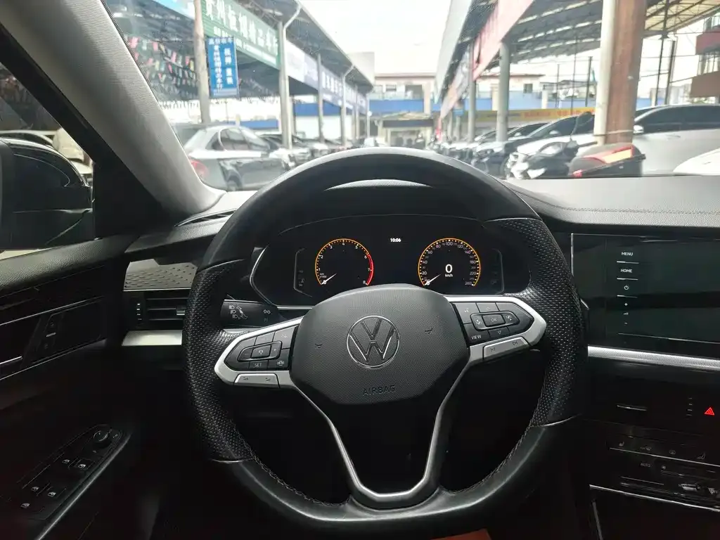 Volkswagen Passat — фото 9
