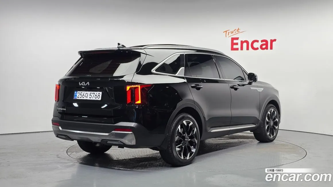 Kia Sorento — фото 2