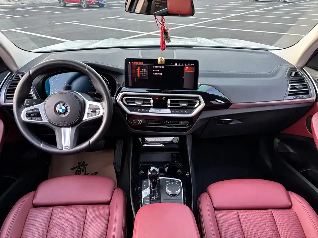 BMW X3 — фото 10