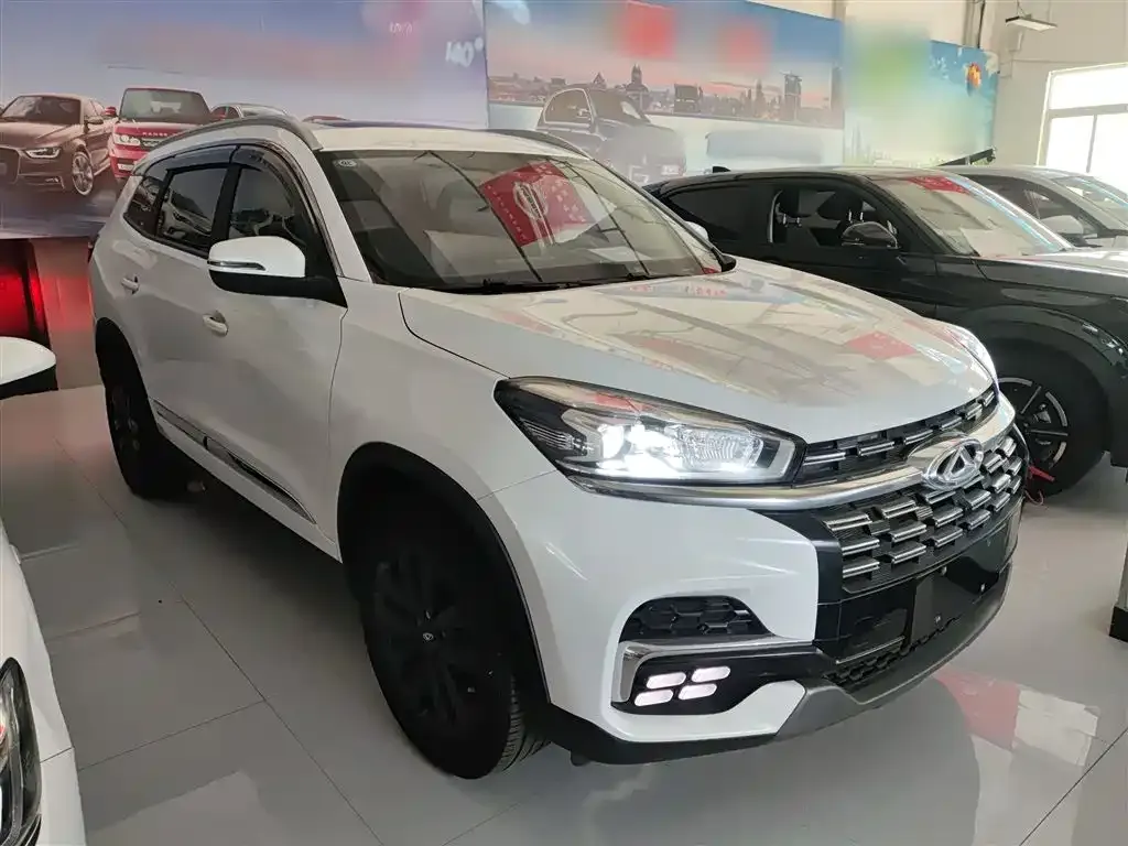 Chery Tiggo 8 — фото 4
