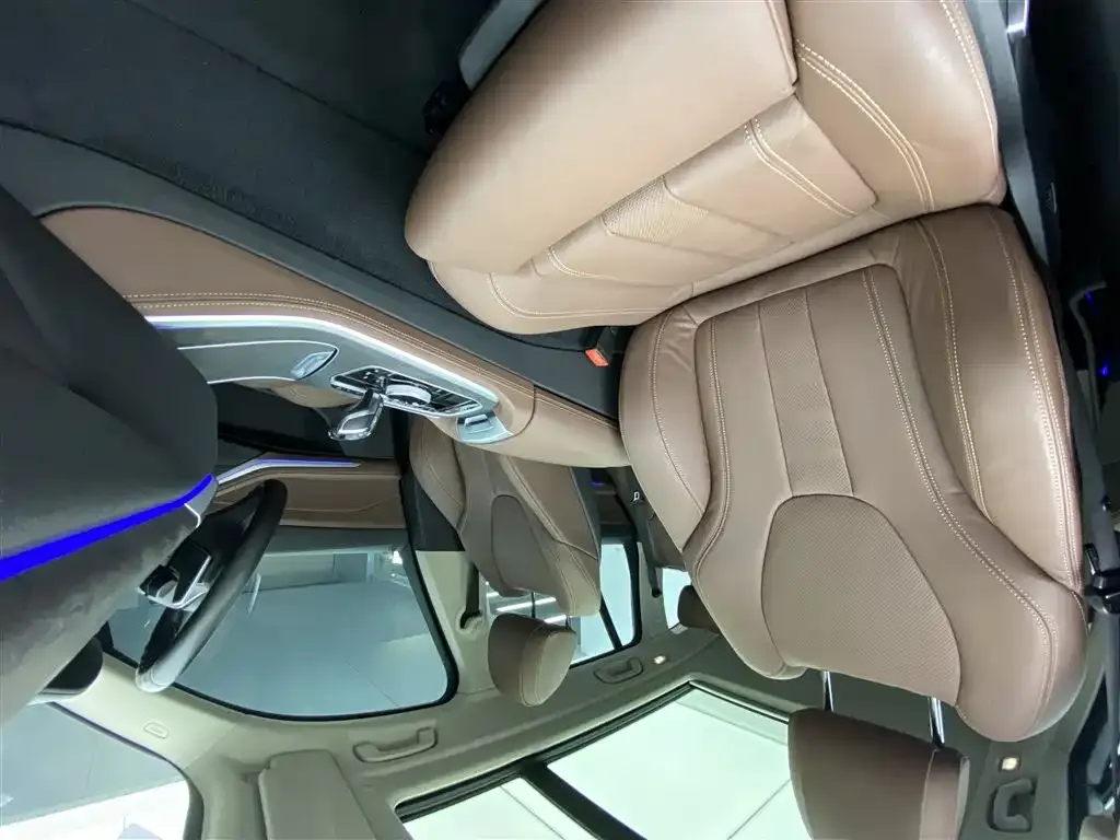 Mercedes-Benz GLE — фото 10