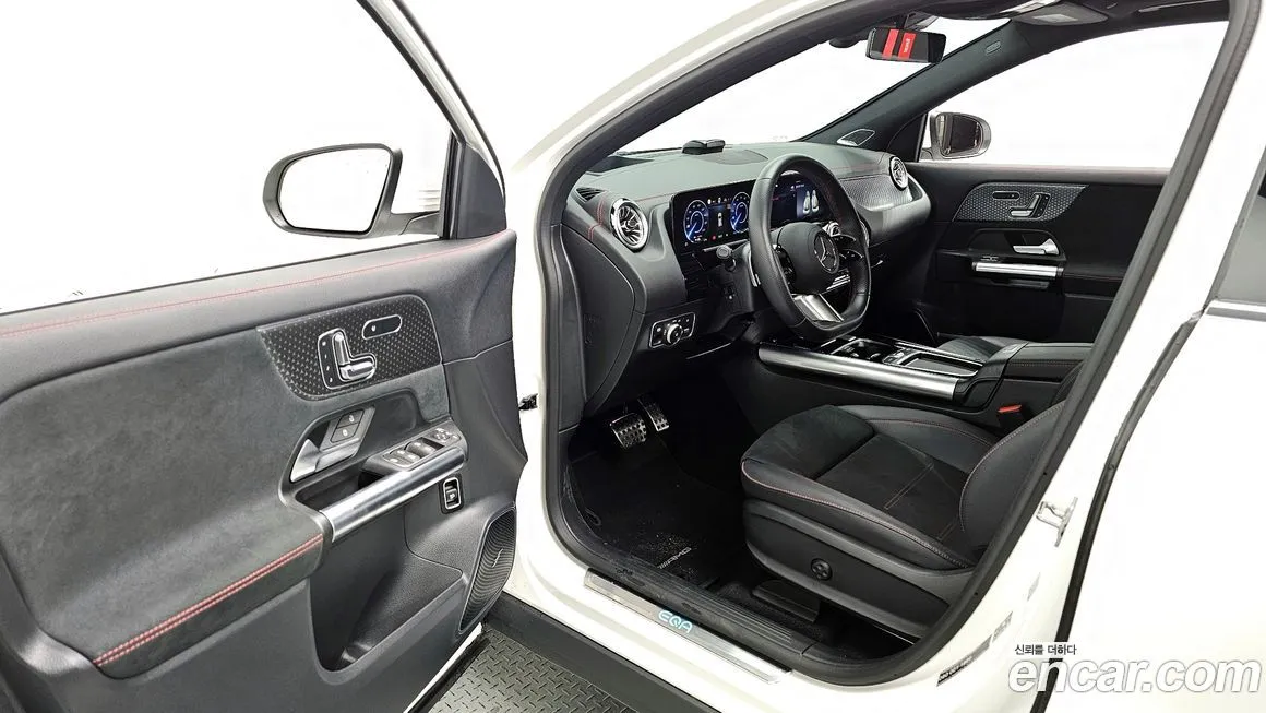 Mercedes-Benz EQA — фото 10