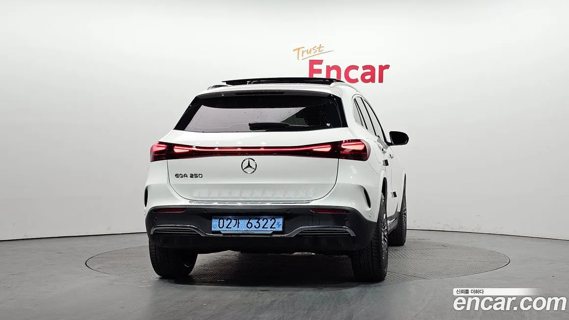 Mercedes-Benz EQA — фото 4