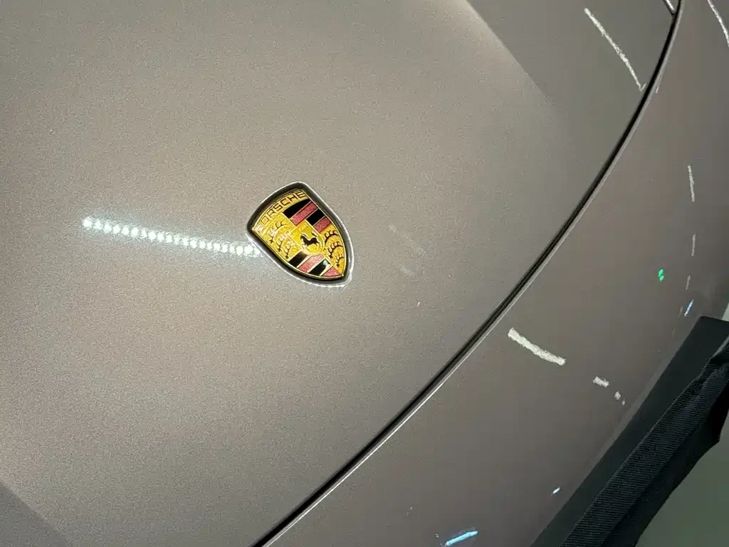 Porsche Taycan — фото 3