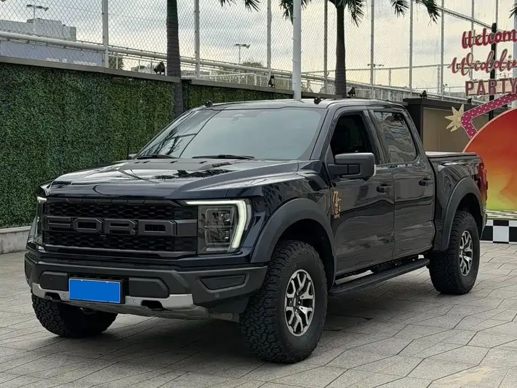 Ford F-150 Raptor — фото 1