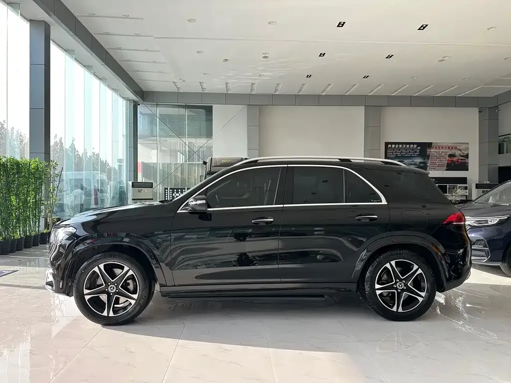 Mercedes-Benz GLE New Energy — фото 4
