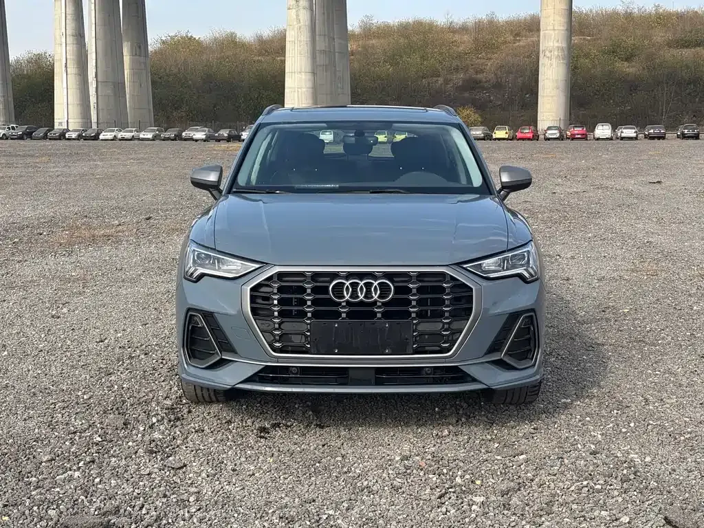 Audi Q3 — фото 2