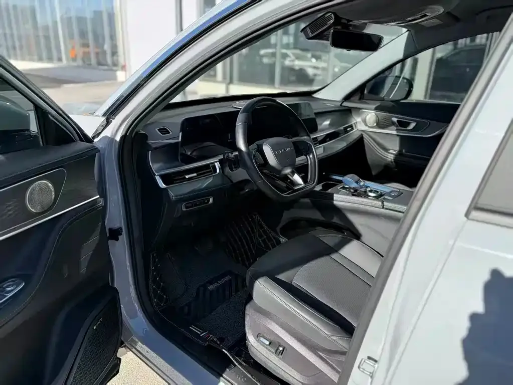Chery Tiggo 8 PRO NEV — фото 4