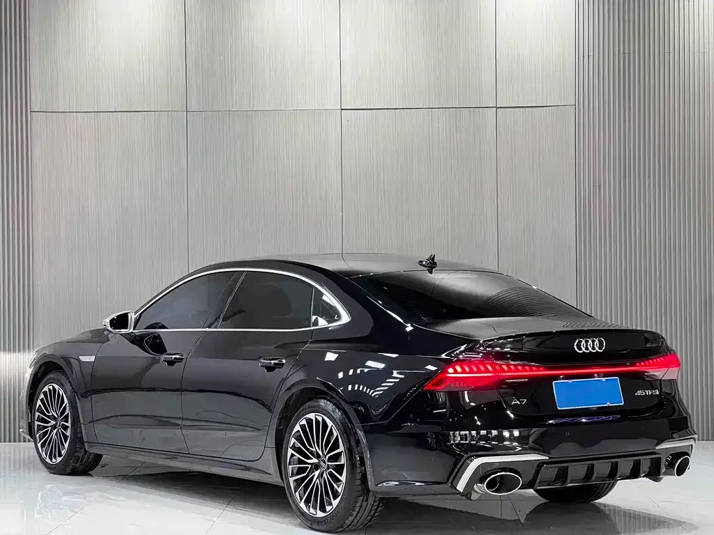Audi A7L — фото 4