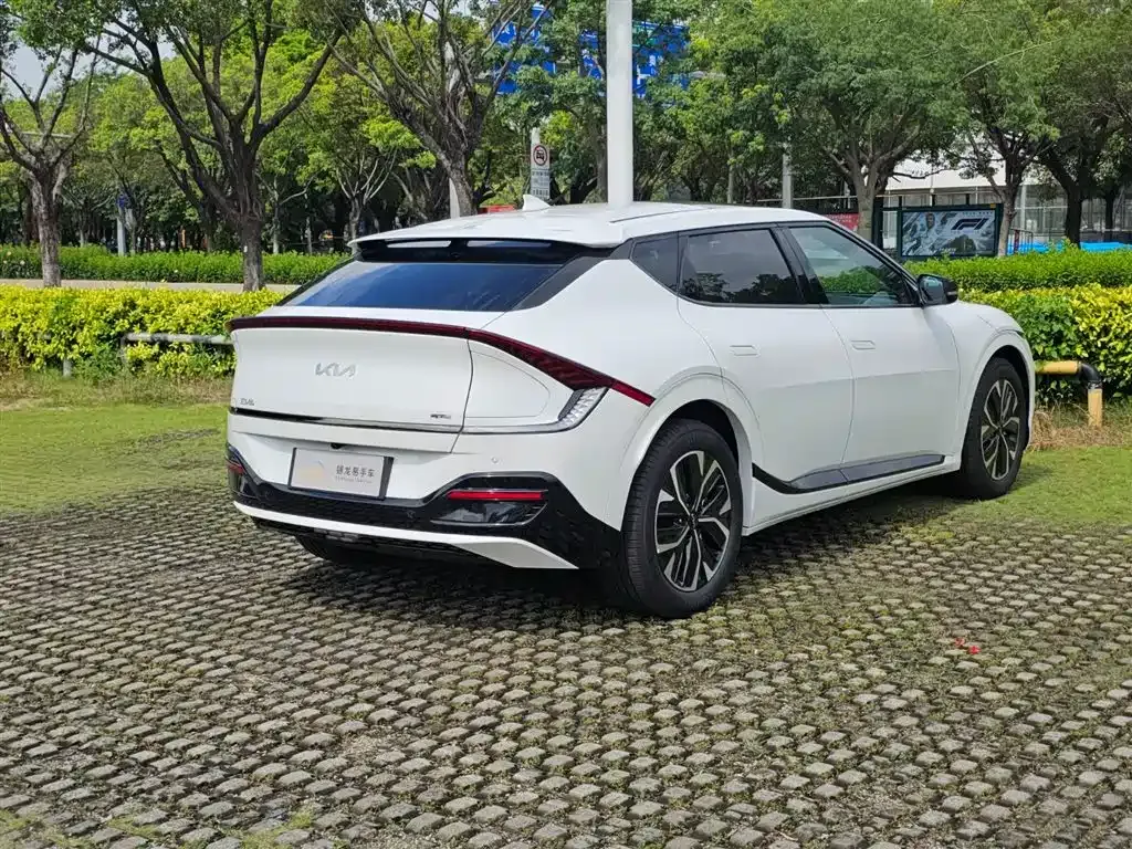 Kia EV6 — фото 4