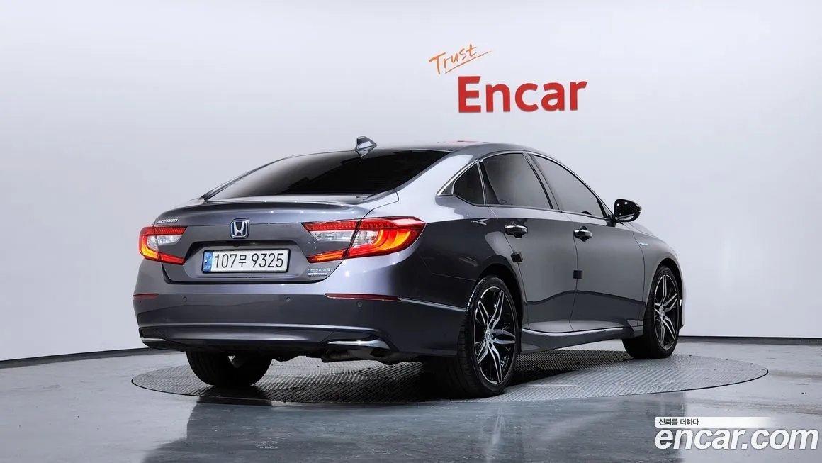 Honda Accord — фото 2