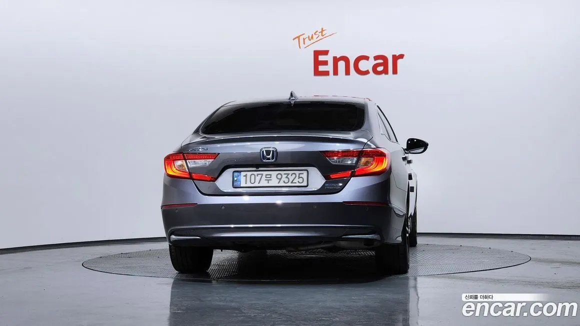 Honda Accord — фото 4
