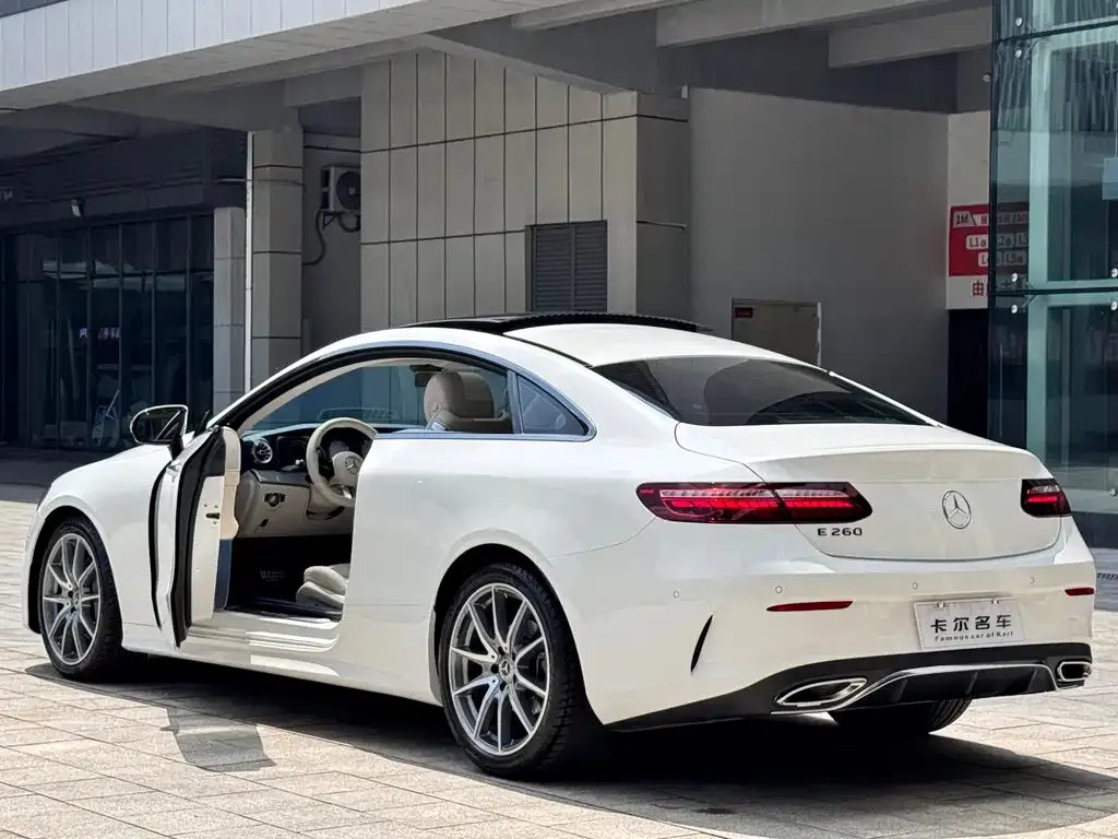 Mercedes-Benz E-Class (Import) — фото 6
