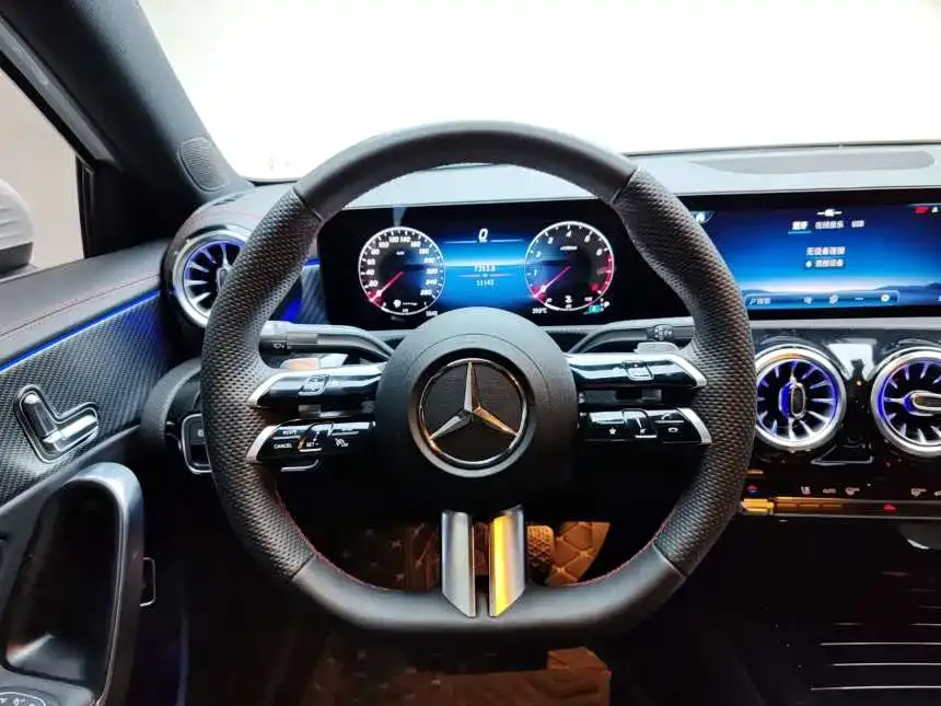 Mercedes-Benz A-Class — фото 10