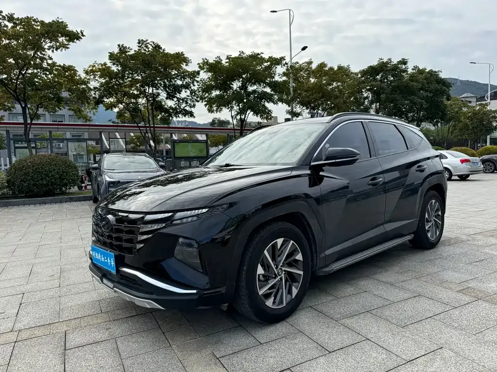 Hyundai Tucson — фото 1