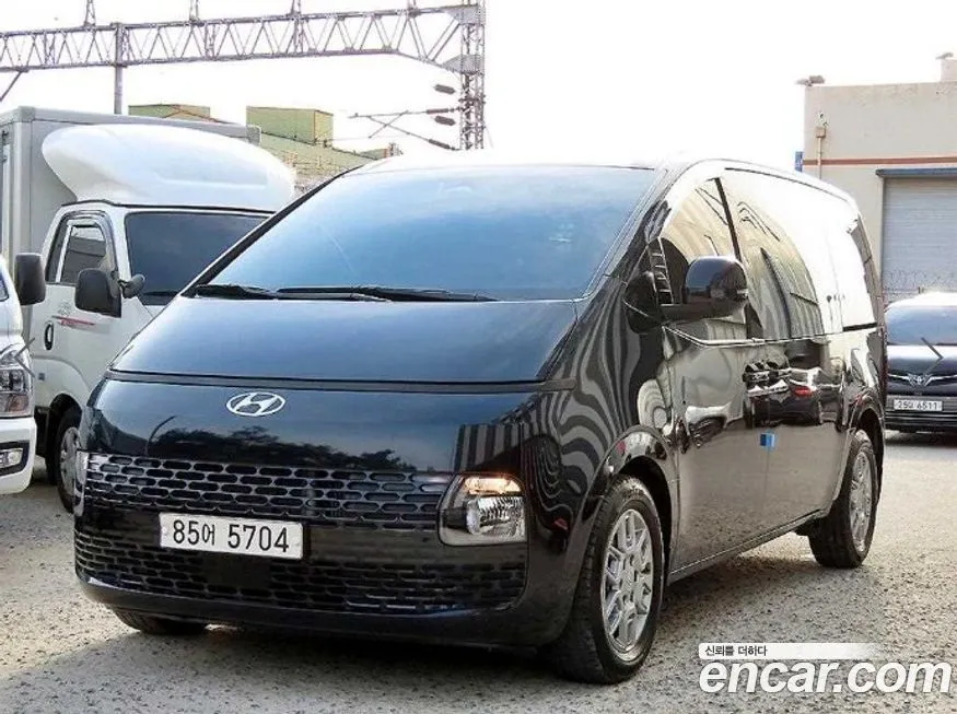 Hyundai Staria — фото 2
