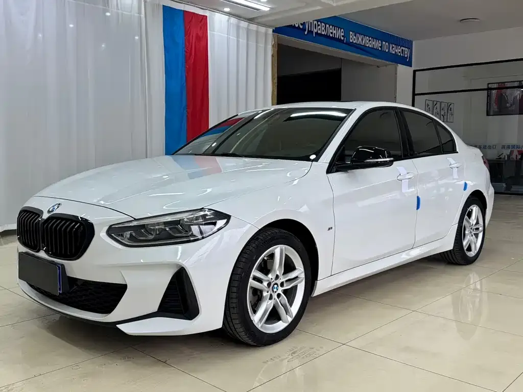 BMW 1 Series — фото 1