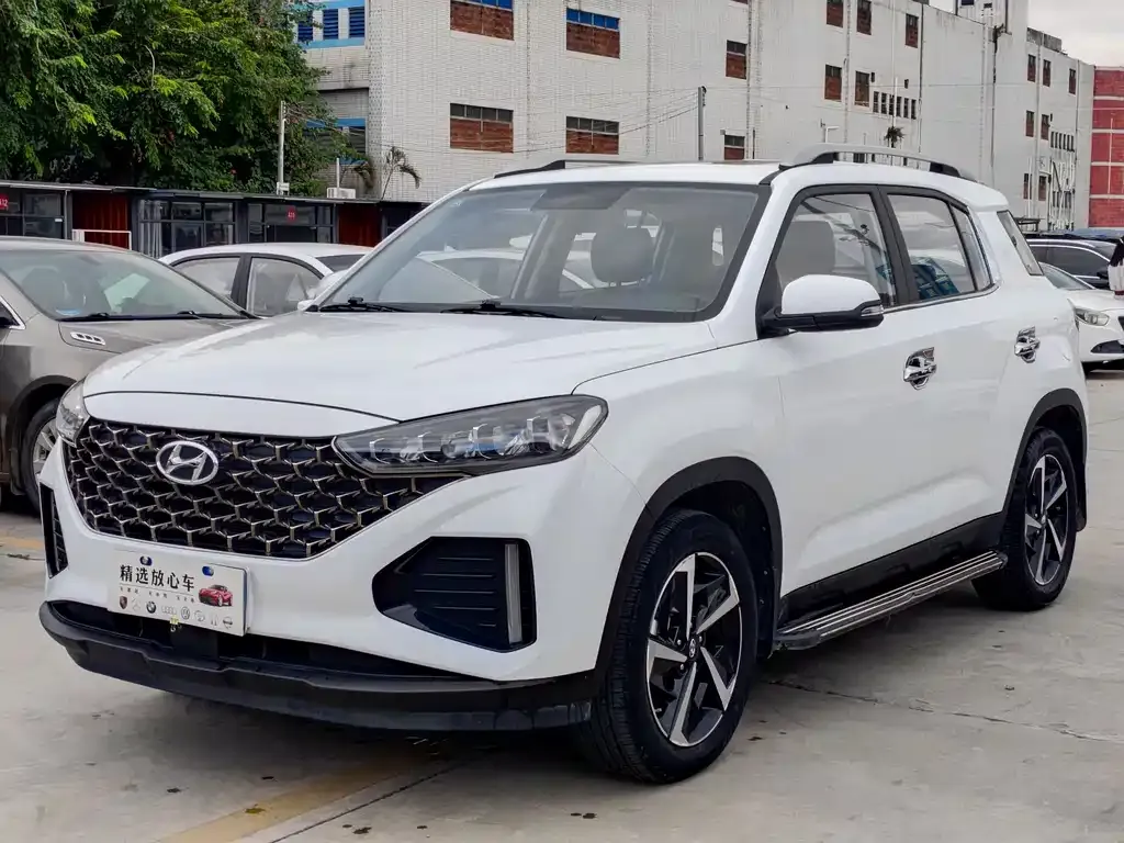 Hyundai ix35 — фото 1