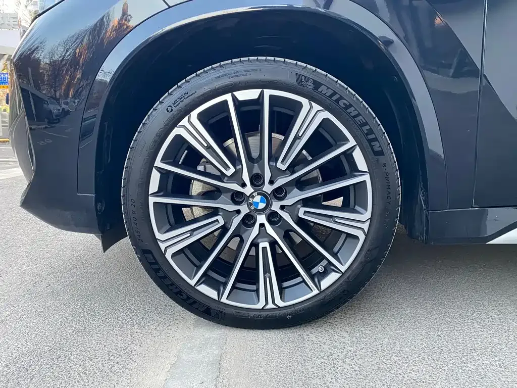 BMW X1 — фото 8