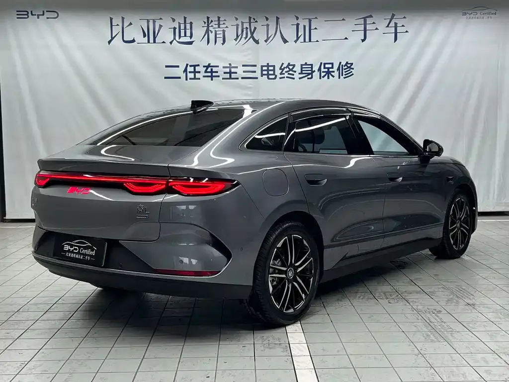 BYD Qin L — фото 5