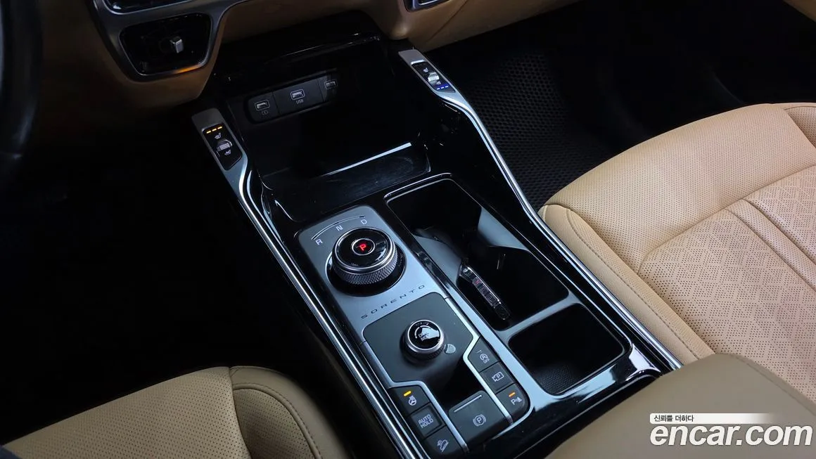 Kia Sorento — фото 9