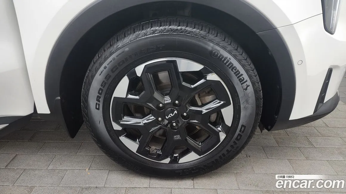 Kia Sorento — фото 5