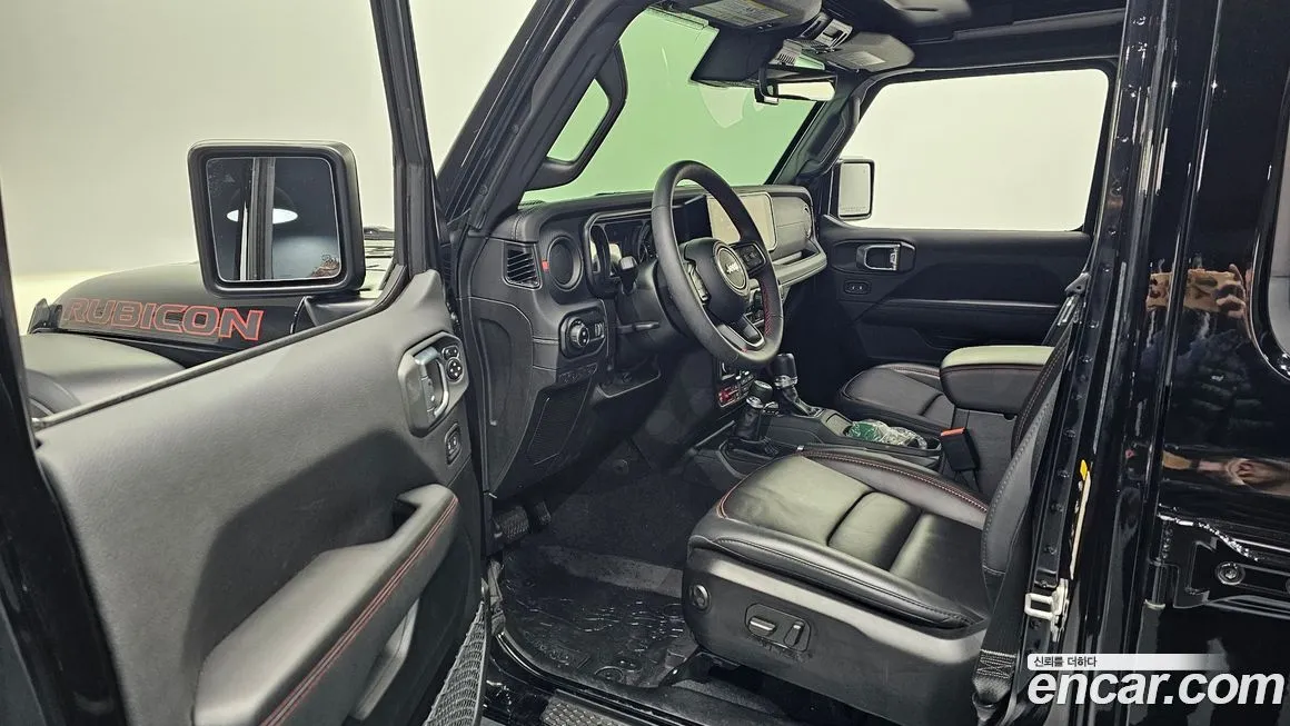 Jeep Wrangler — фото 10