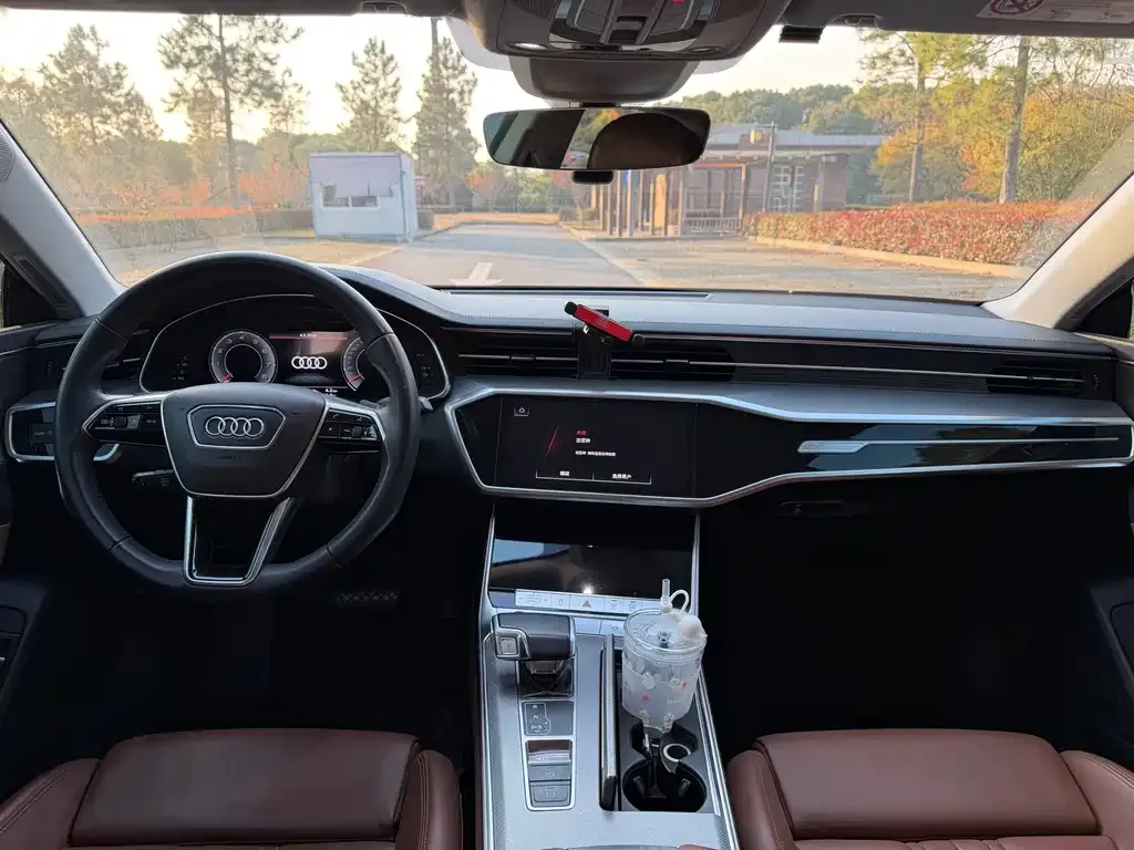 Audi A7 — фото 5