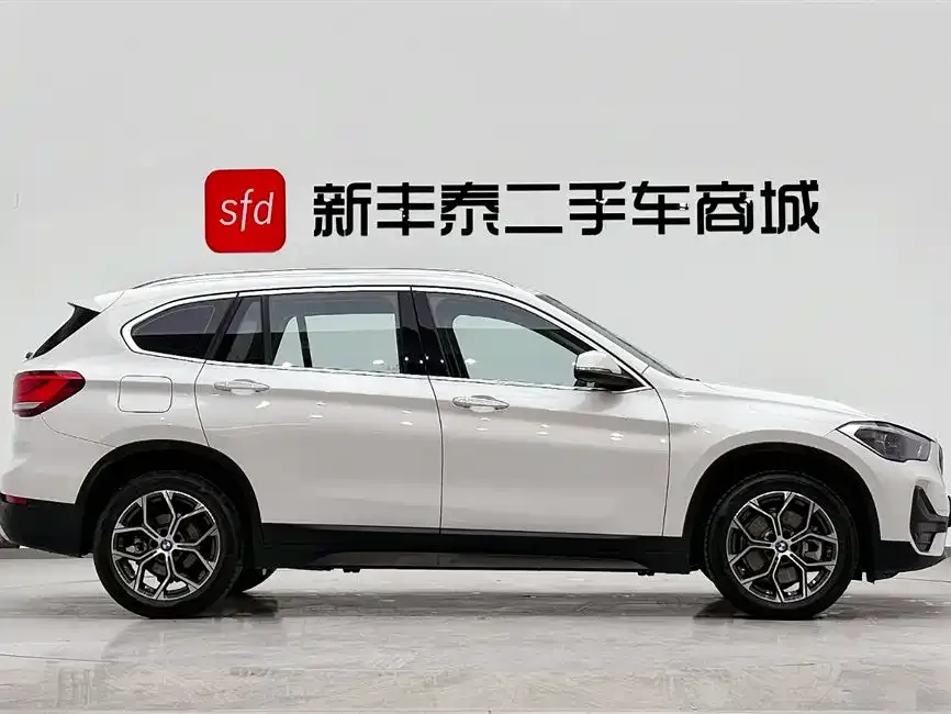 BMW X1 — фото 3