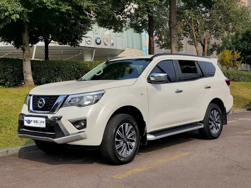 Nissan Terra — фото 1