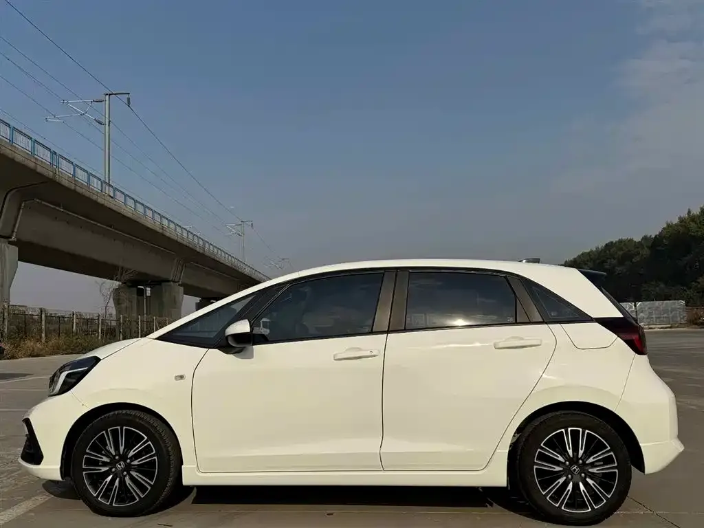 Honda Fit — фото 2
