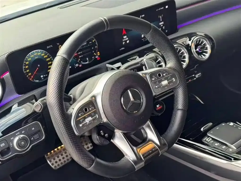 Mercedes-Benz A-Class AMG — фото 4