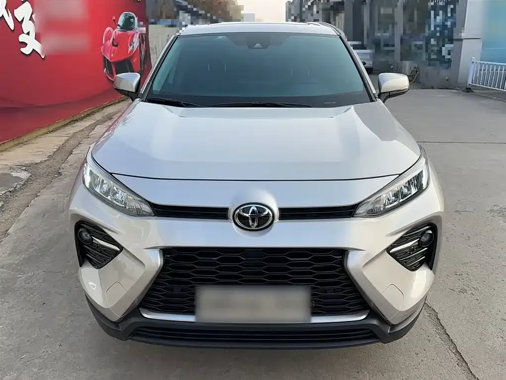 Toyota Wildlander — фото 3