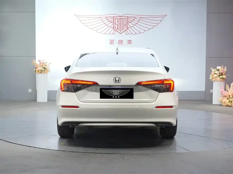 Honda Civic — фото 5