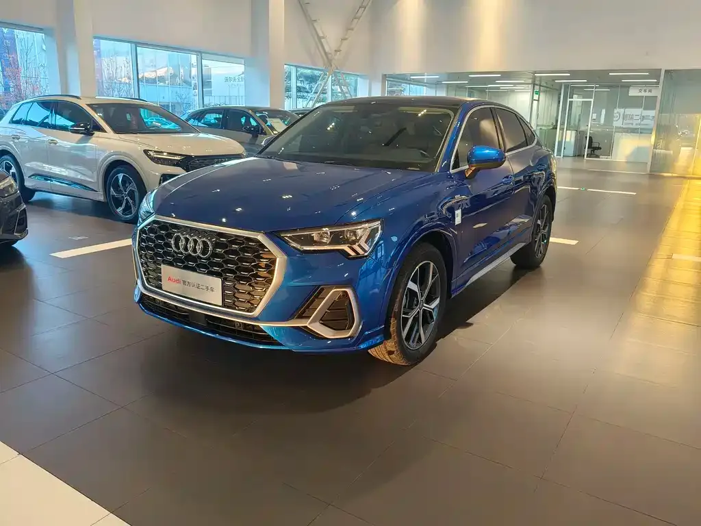 Audi Q3 Sportback — фото 3