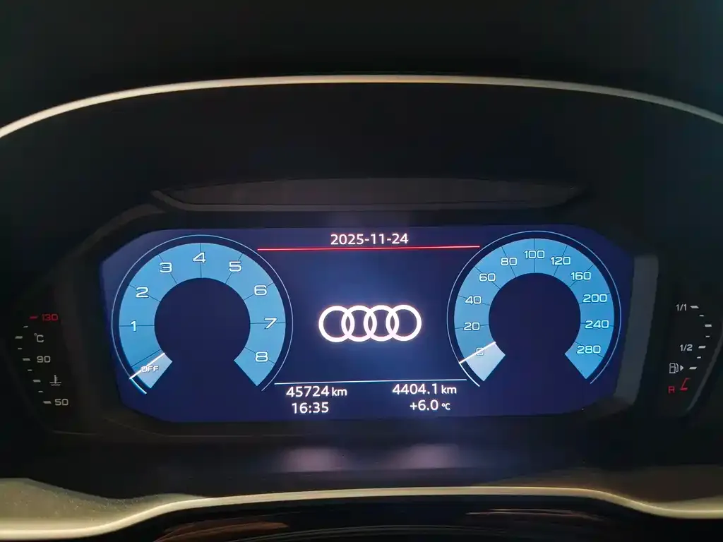 Audi Q3 Sportback — фото 9